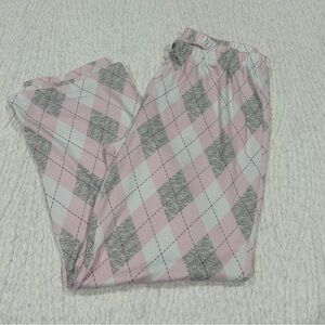 Pink and Gray Argyle woman’s Pajamas